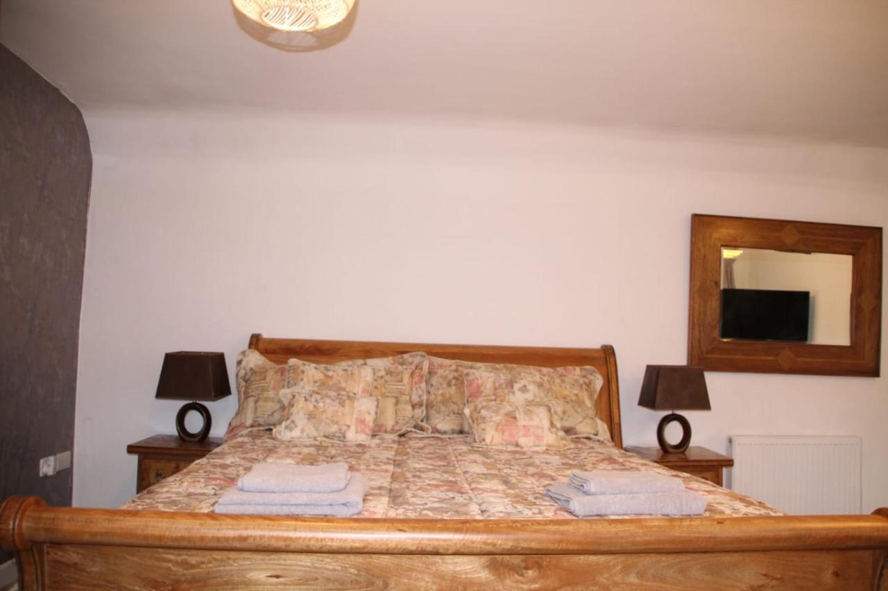 House 1905 - Self Catering Serviced Apartment Tidworth Zewnętrze zdjęcie