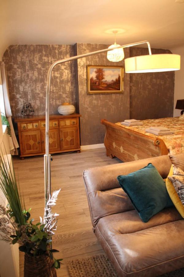 House 1905 - Self Catering Serviced Apartment Tidworth Zewnętrze zdjęcie